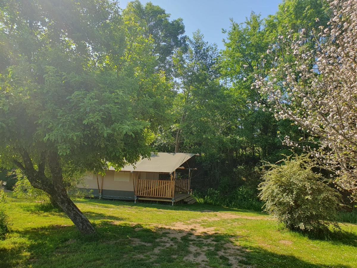 Luxury Safari Tents At Moulin Du Pommier Glamping & Camping Saulgond المظهر الخارجي الصورة