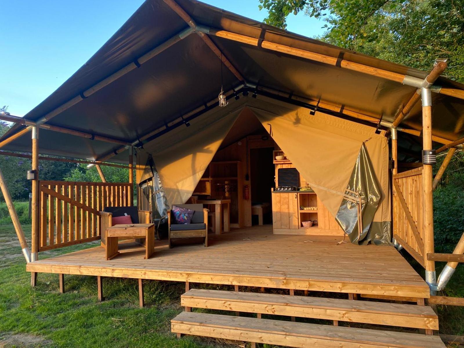 Luxury Safari Tents At Moulin Du Pommier Glamping & Camping Saulgond المظهر الخارجي الصورة