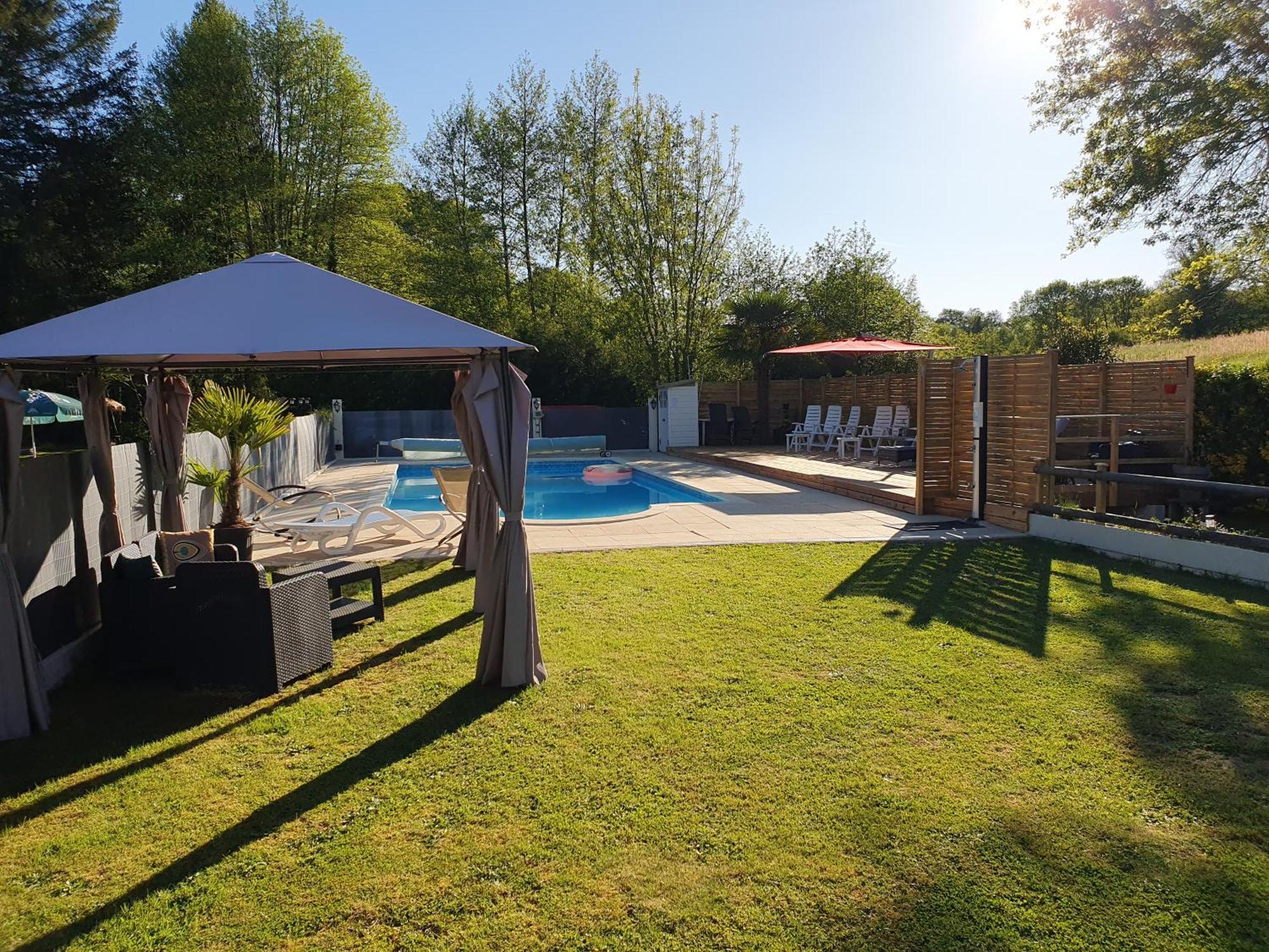 Luxury Safari Tents At Moulin Du Pommier Glamping & Camping Saulgond المظهر الخارجي الصورة