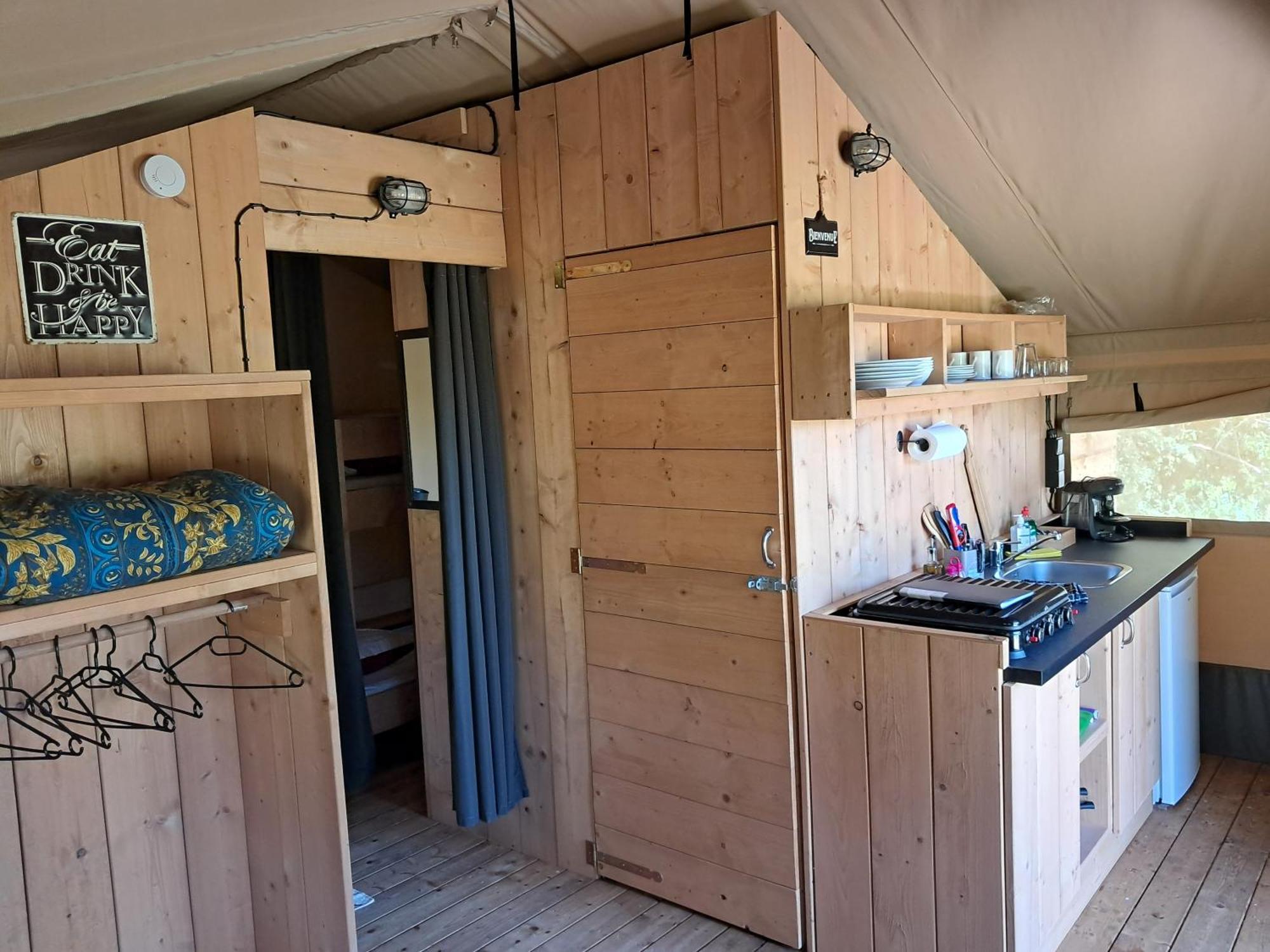 Luxury Safari Tents At Moulin Du Pommier Glamping & Camping Saulgond المظهر الخارجي الصورة