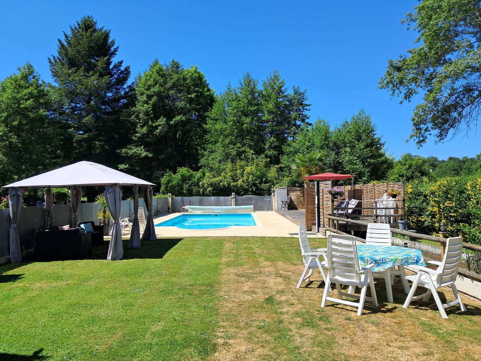Luxury Safari Tents At Moulin Du Pommier Glamping & Camping Saulgond المظهر الخارجي الصورة